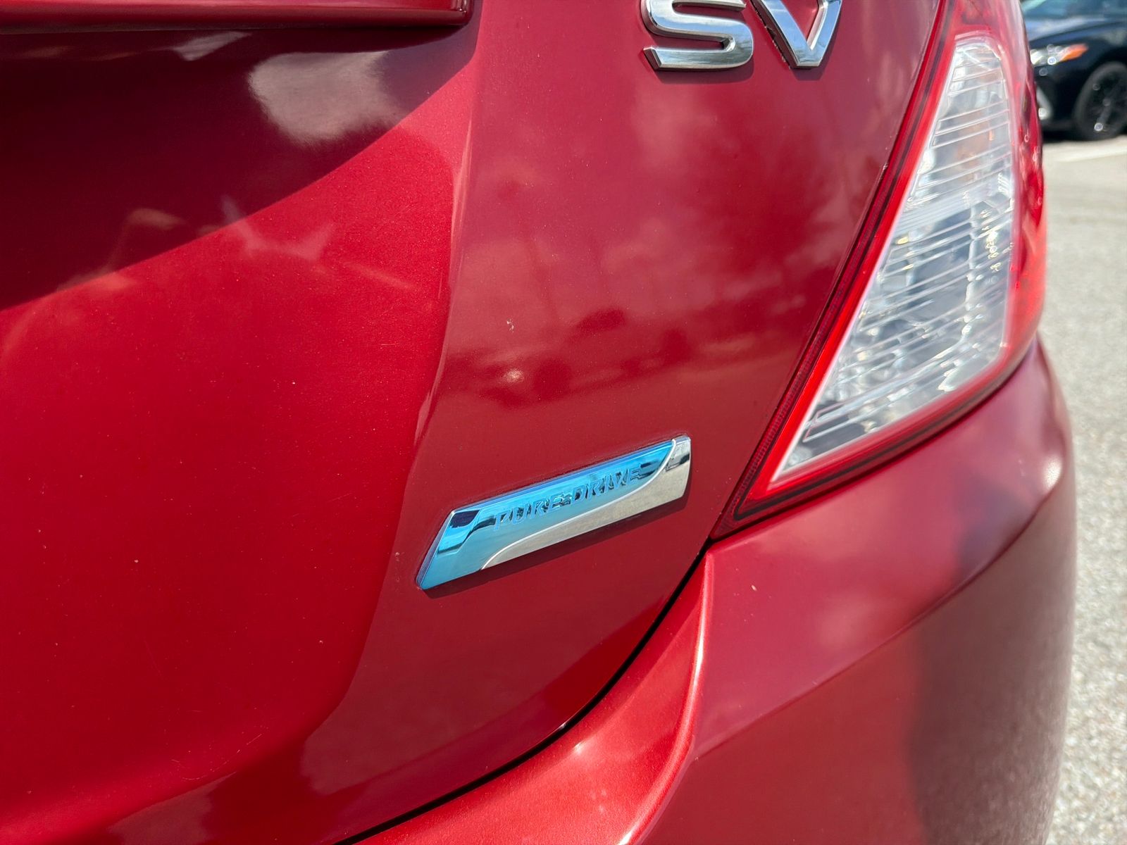 Used 2015 Nissan Versa 1.6 SV 4D Sedan