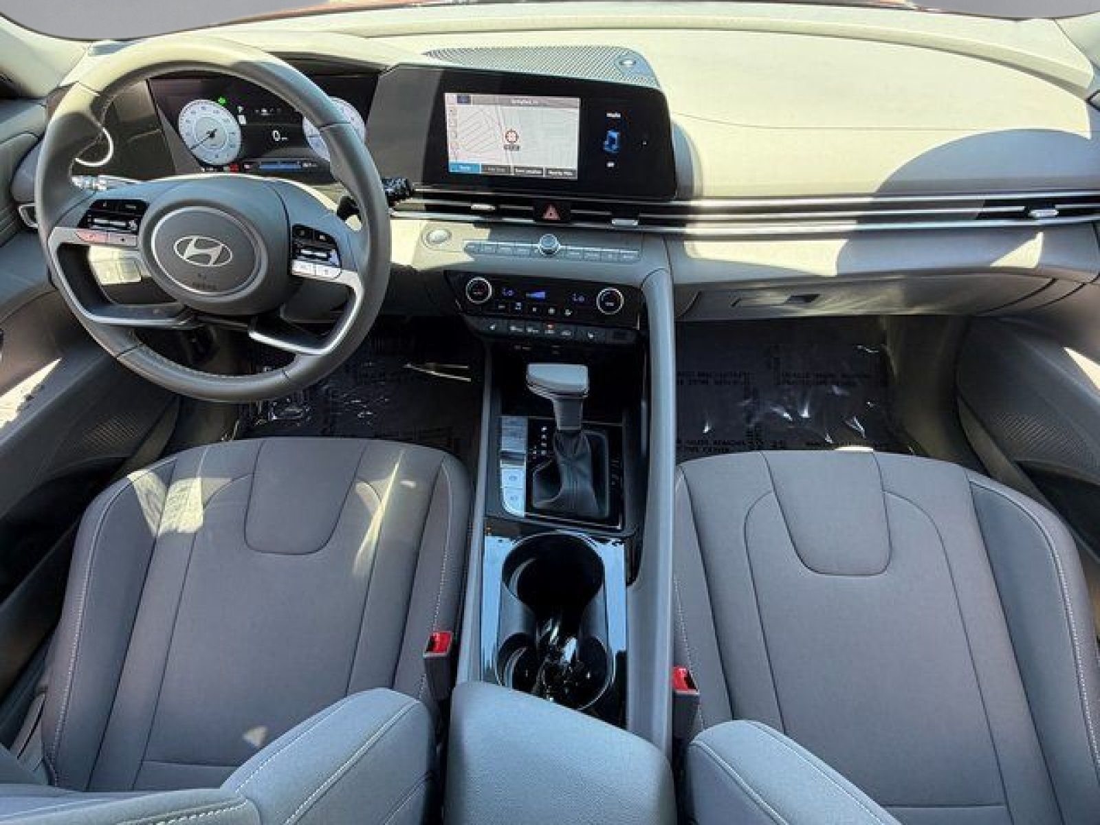 Used 2024 Red Hyundai SEL image 3
