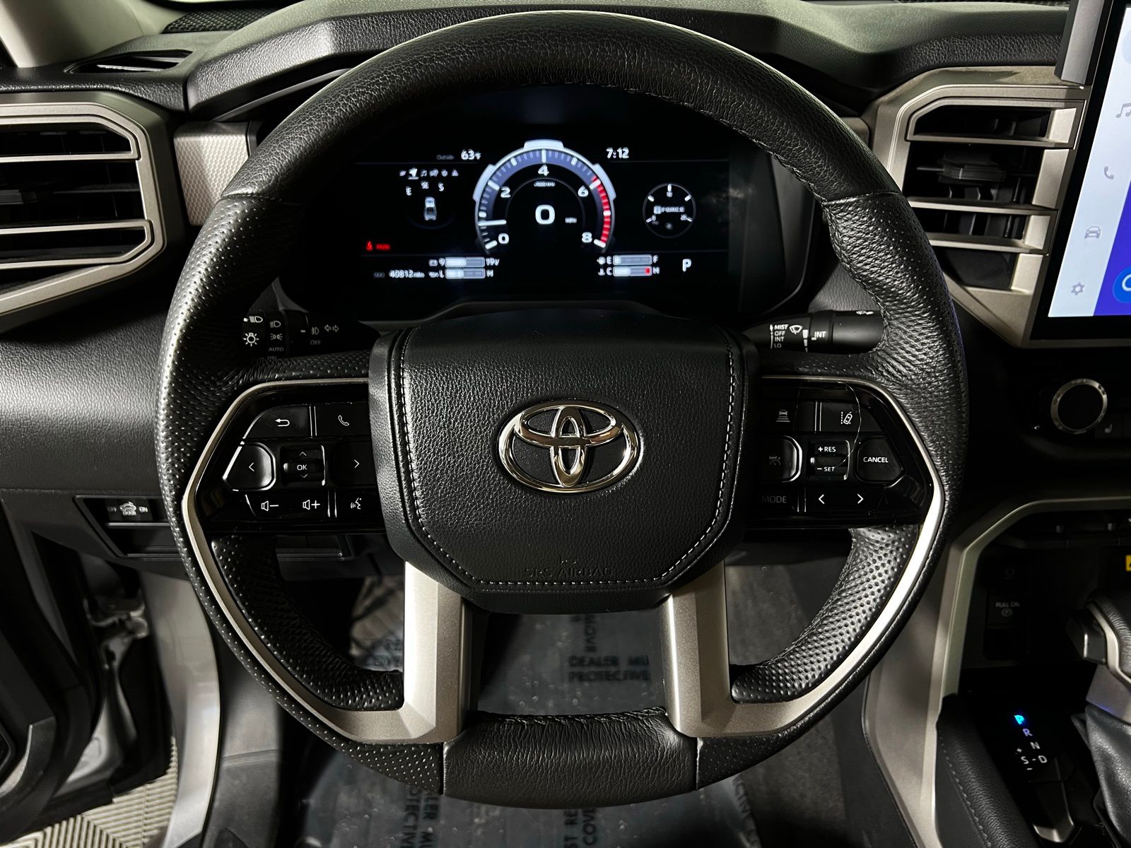 Thumbnail: 2024 Toyota Tundra - 16