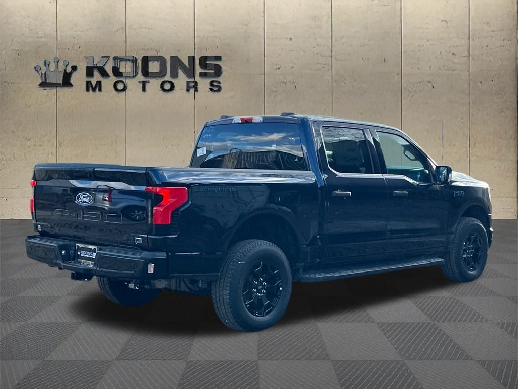2025 Ford F-150 Lightning XLT - Photo 6