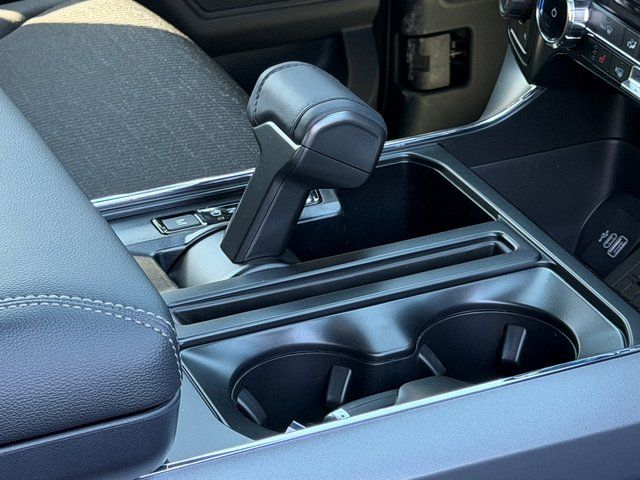 New 2026 Avalanche Ford XLT image 8