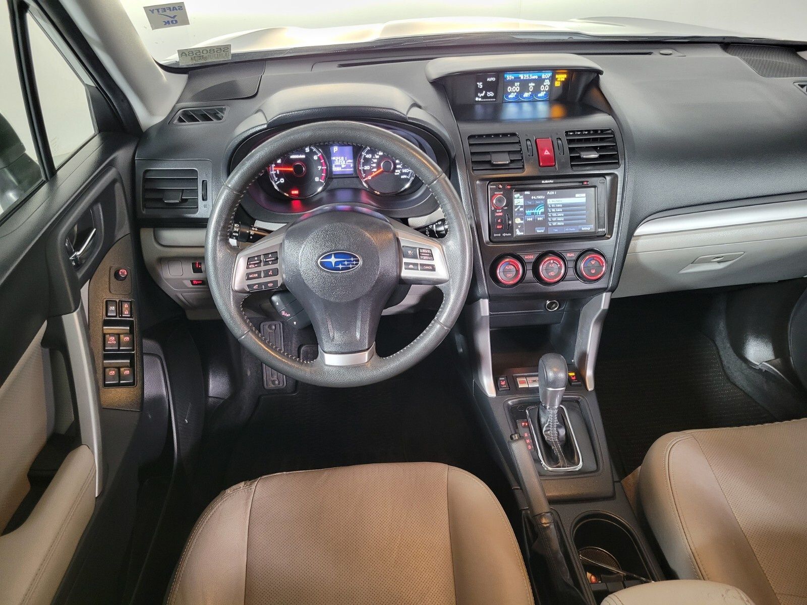 2015 Subaru Forester 2.5i Touring 27