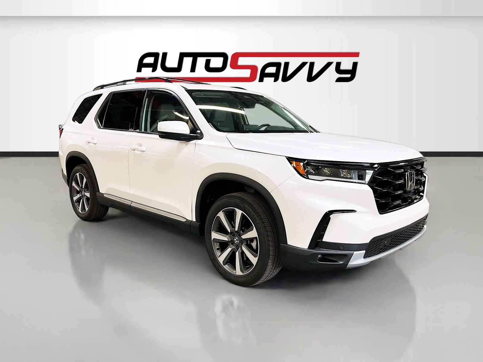 2024 Honda Pilot Touring AWD's photo