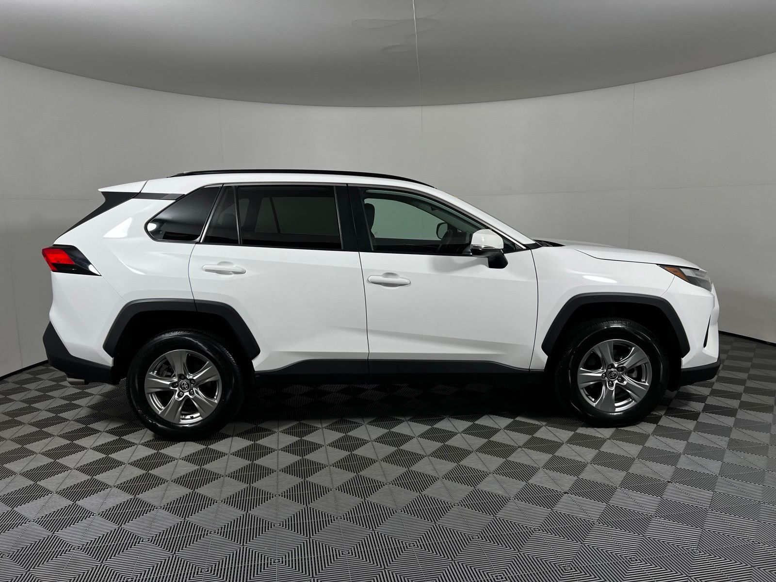 Thumbnail: 2024 Toyota RAV4 - 4