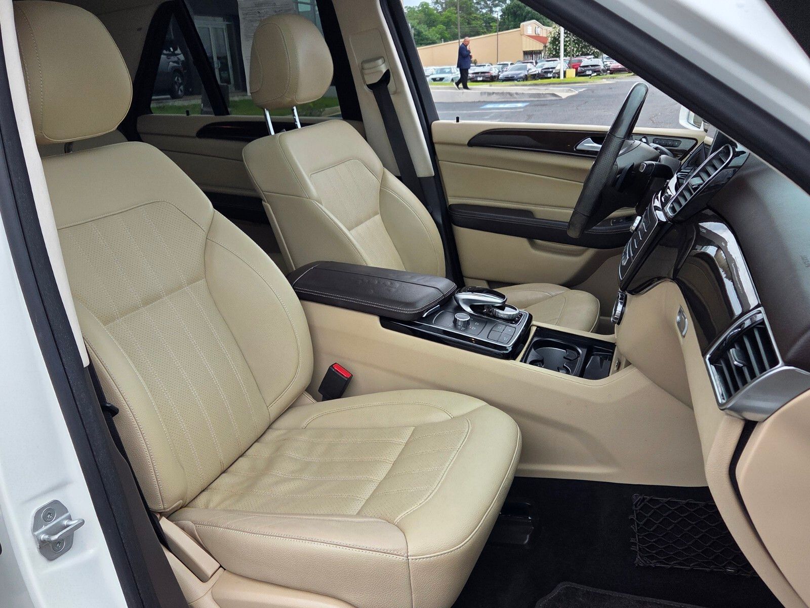 Used 2017  Mercedes-Benz GLE 350 image 18