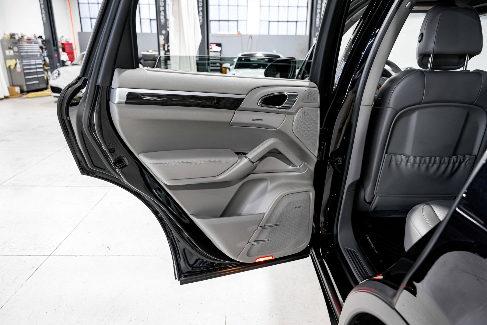 2013 Porsche Cayenne Diesel — photo 32