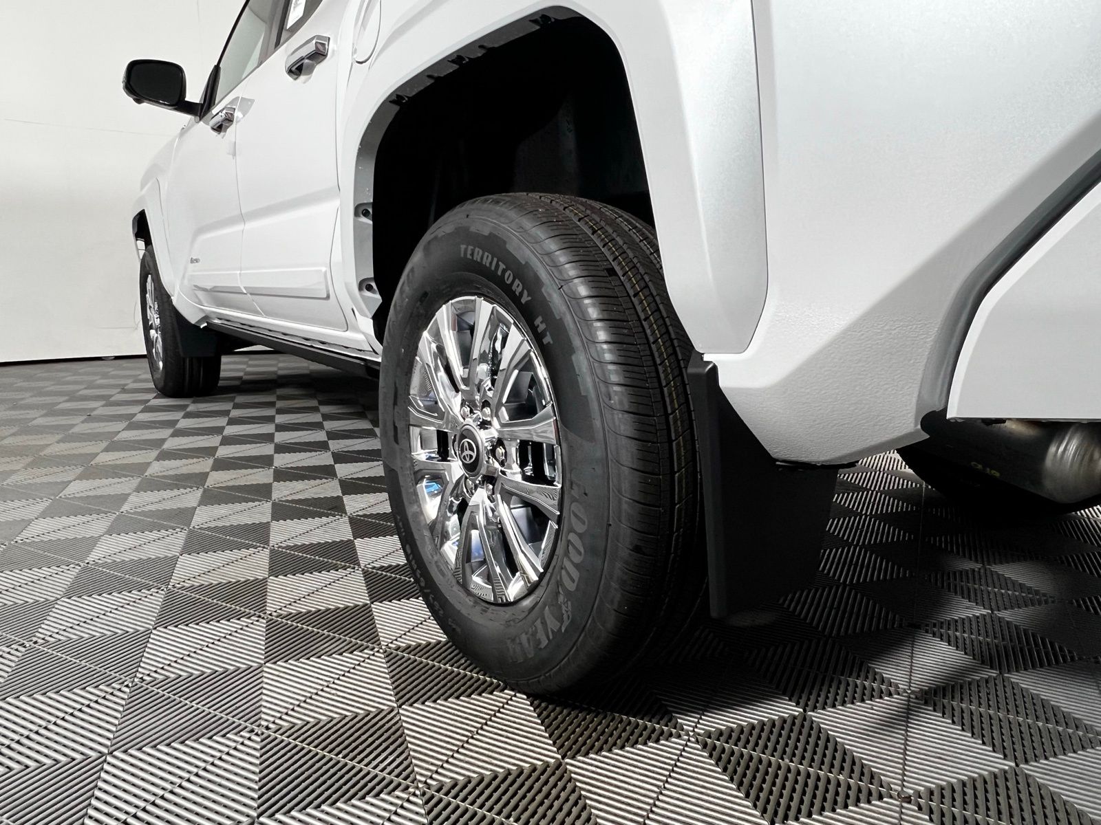 Thumbnail: 2025 Toyota Tacoma - 23