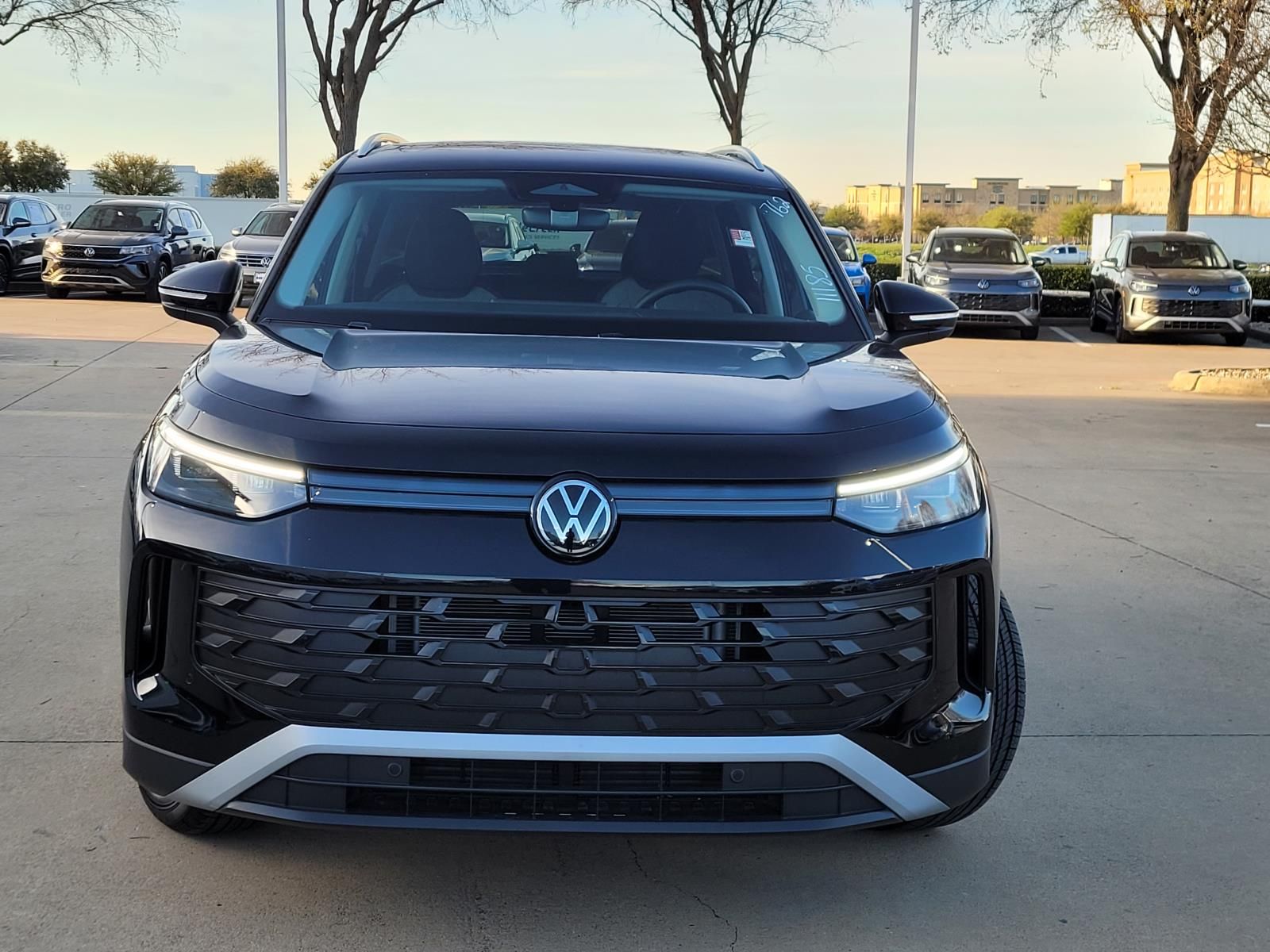 used 2025 Volkswagen Tiguan car, priced at $24,580