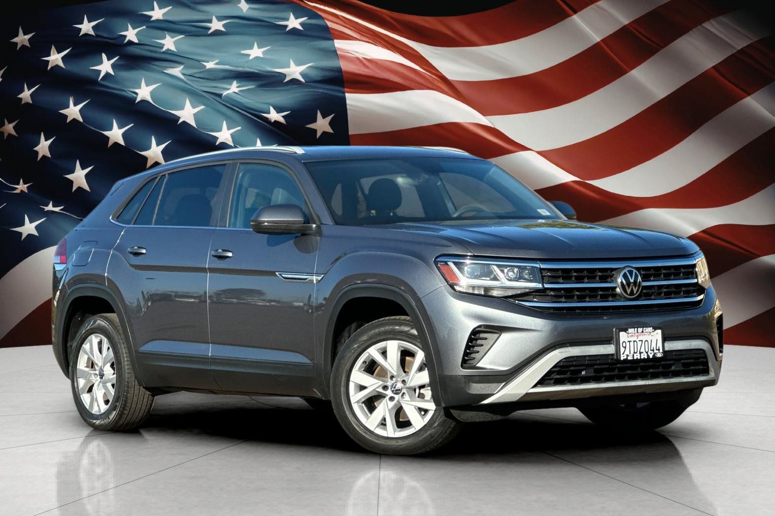 Platinum Gray Metallic 2021 Volkswagen Atlas Cross Sport SUV / Crossover Front-Wheel Drive 8-Speed Automatic