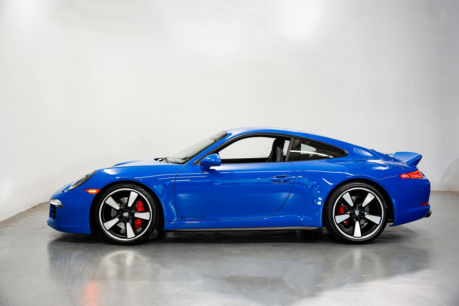 2016 Porsche 911 Carrera GTS — photo 7