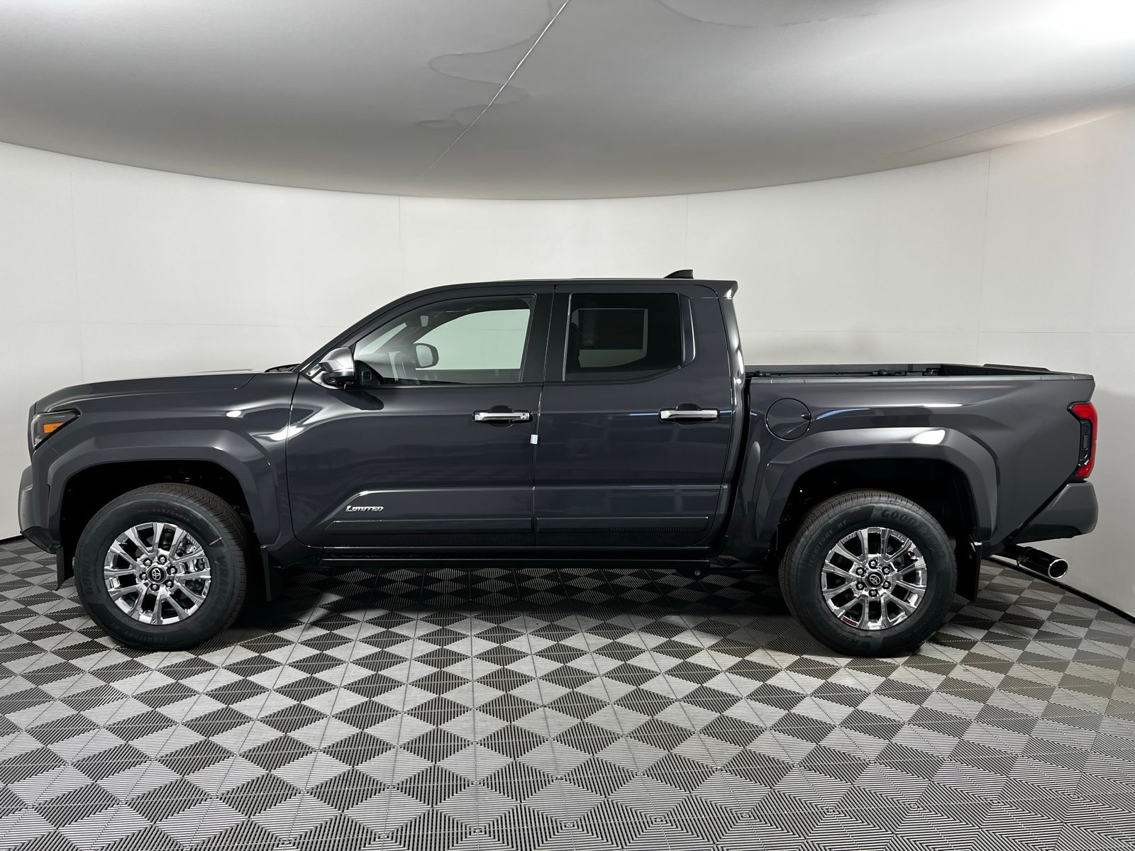 Thumbnail: 2025 Toyota Tacoma - 8