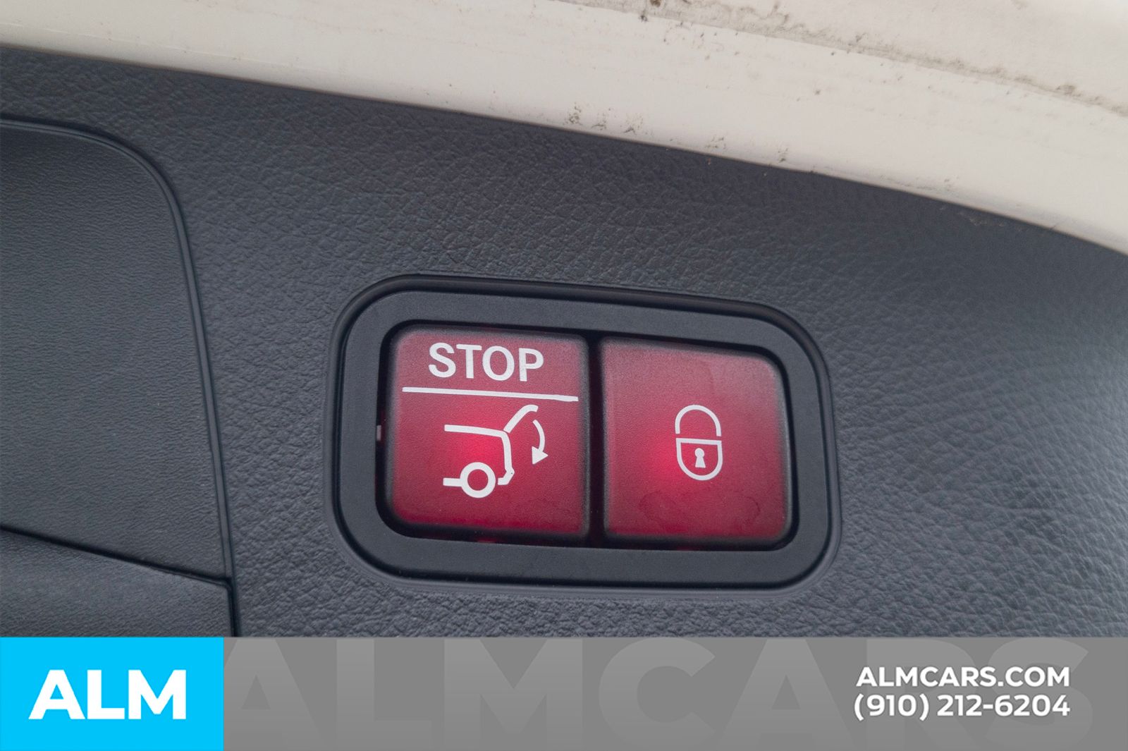 Used 2025 Polar White Mercedes-Benz GLA 250 image 9