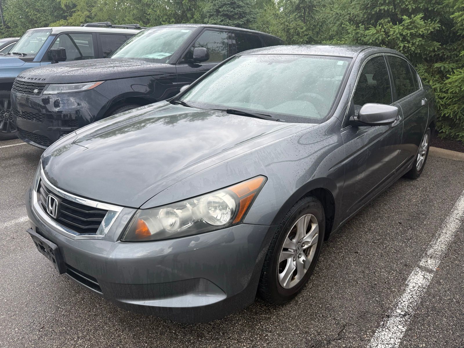 Polished Metal Metallic 2010 Honda Accord LX-P Sedan Front-Wheel Drive 5-Speed Automatic Overdrive
