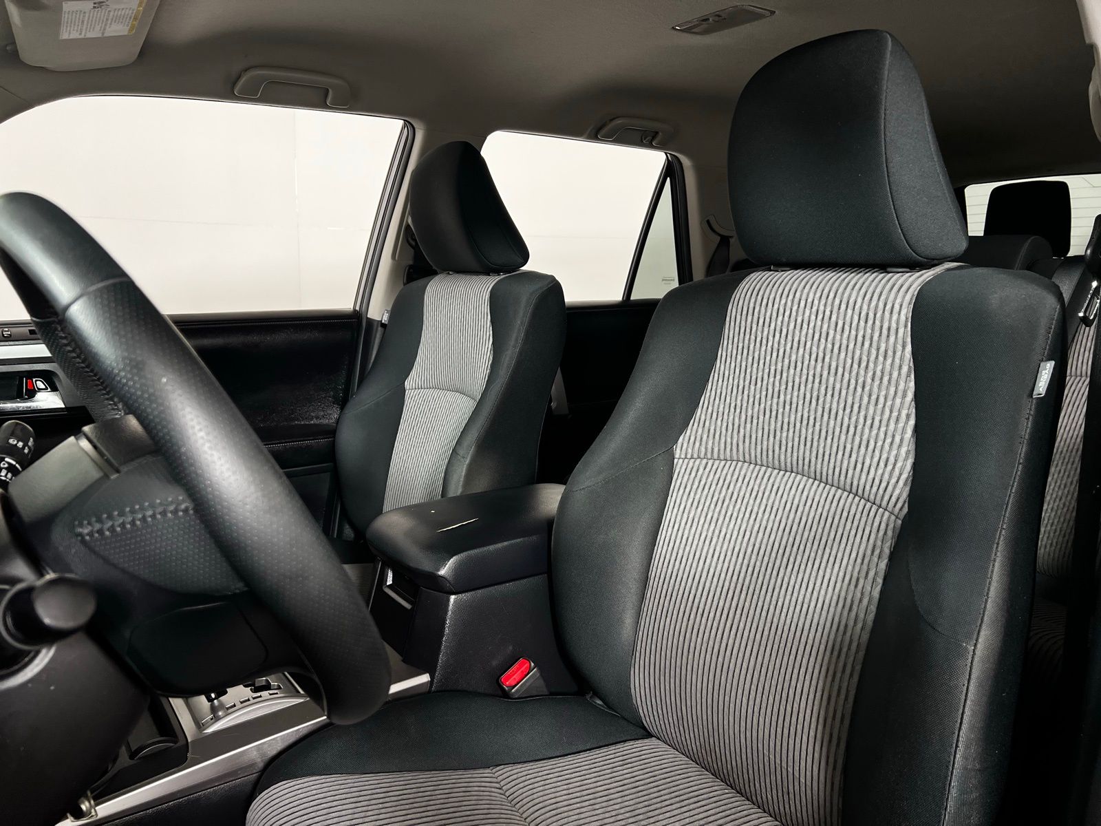 2015 Toyota 4Runner SR5 13