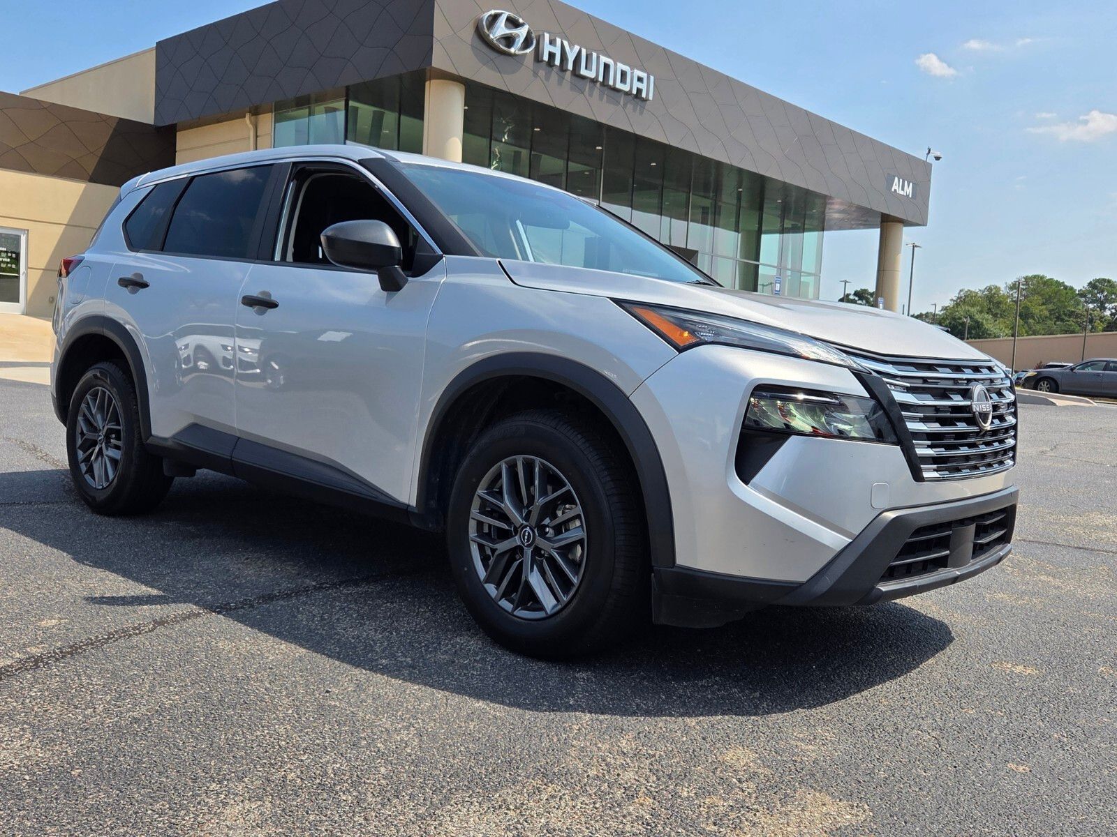 2024 Nissan Rogue