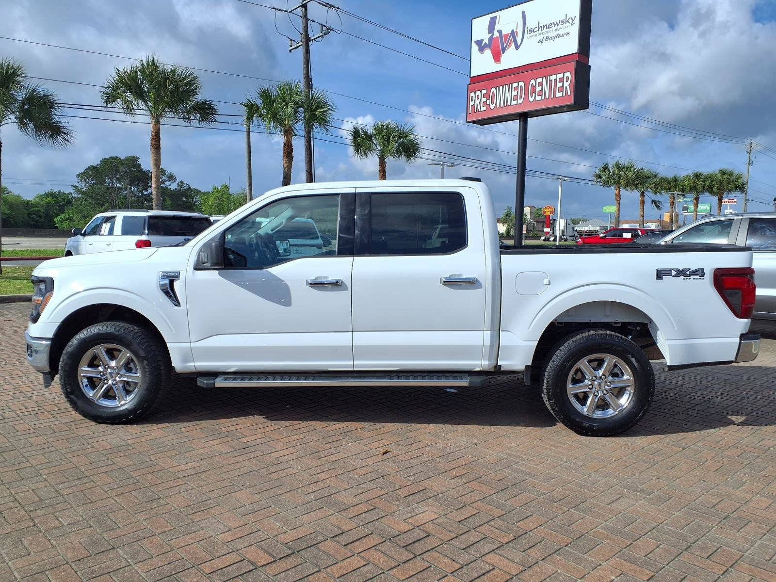 2025 Ford F-150 XLT - 8