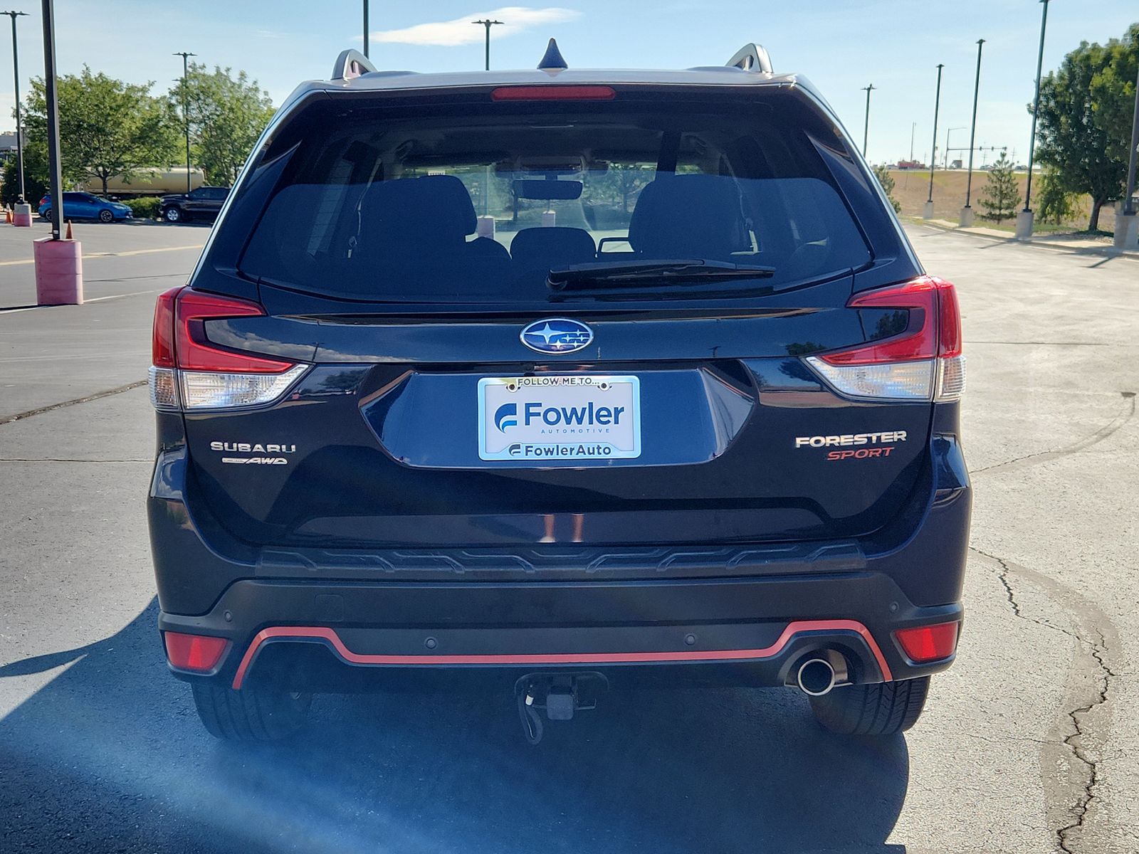 View vehicle photo 4