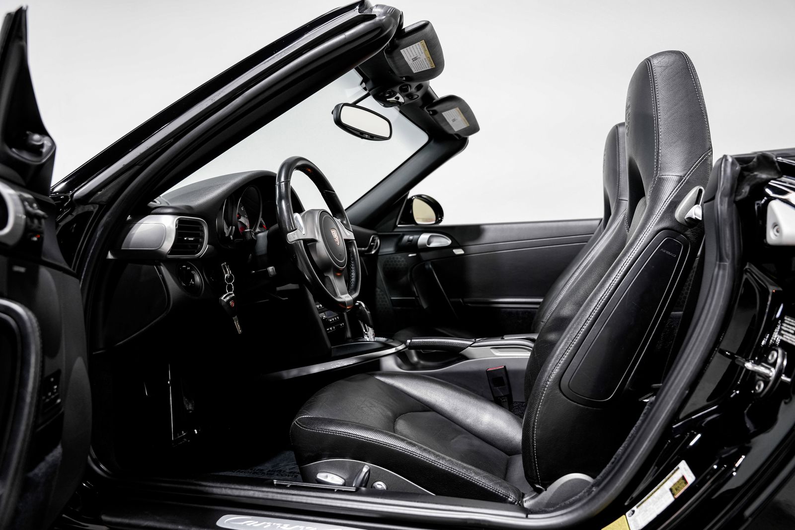 2010 Porsche 911 Carrera 4S — photo 17
