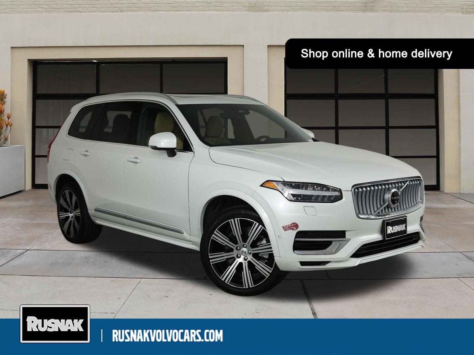 Vapour Gray Metallic 2026 Volvo XC40 SUV / Crossover All-Wheel Drive Automatic