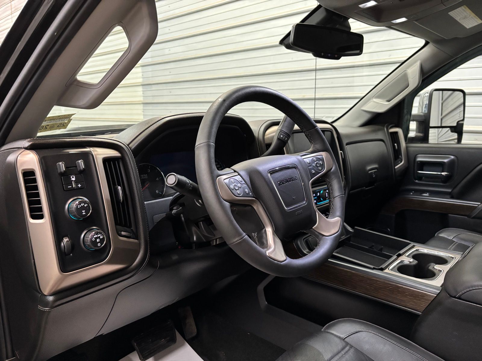 2018 GMC Sierra 3500 Denali HD Denali - Photo 10