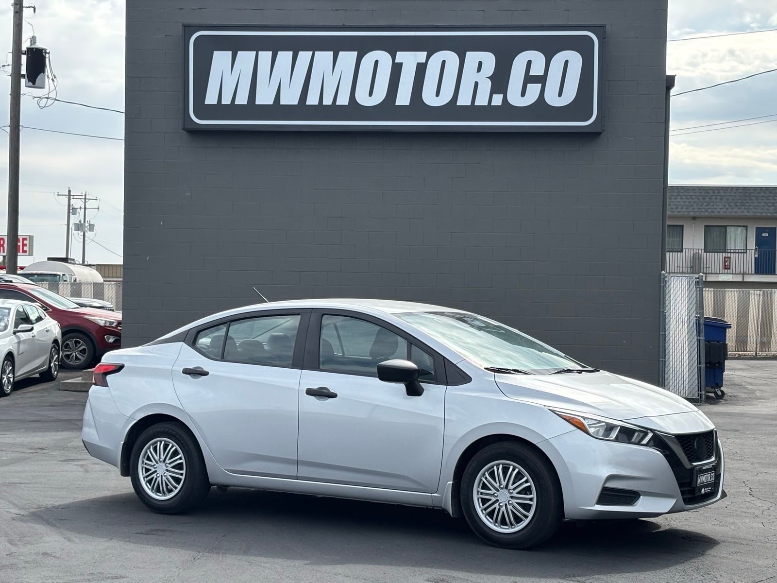 2021 Nissan Versa 1.6 S CVT's photo
