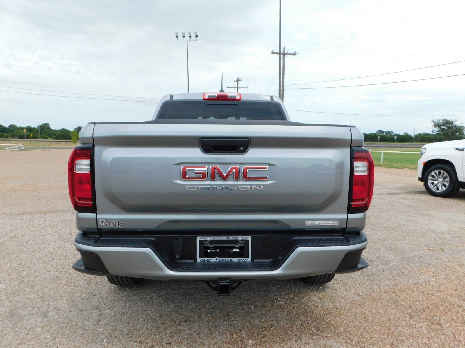 2024 GMC Canyon Elevation 24