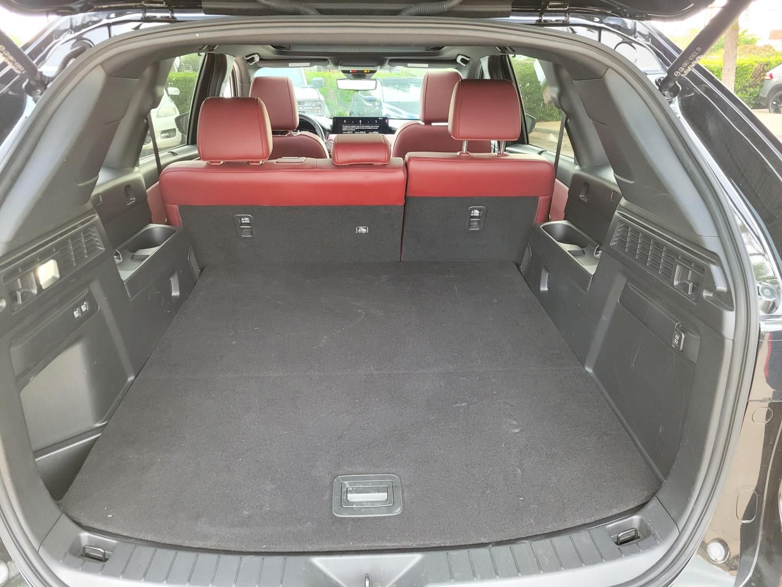 used 2025 Mazda CX-70 car, priced at $37,580