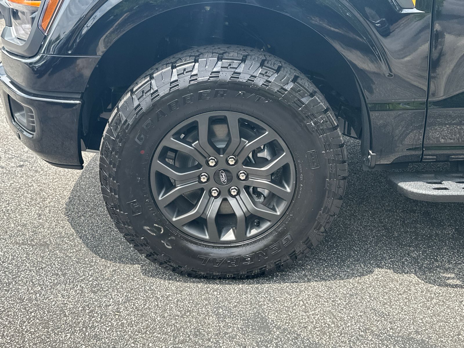 New 2026 Agate Black Metallic Ford Tremor® image 11