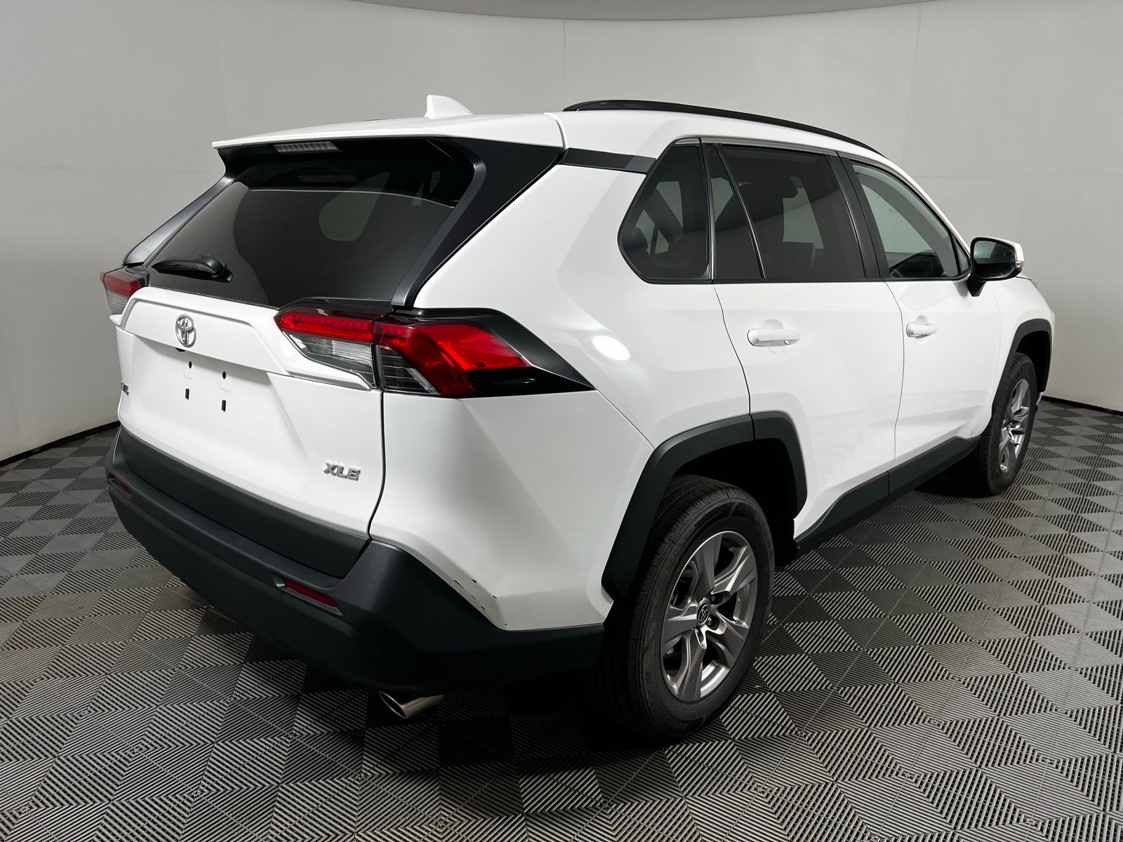 Thumbnail: 2023 Toyota RAV4 - 5