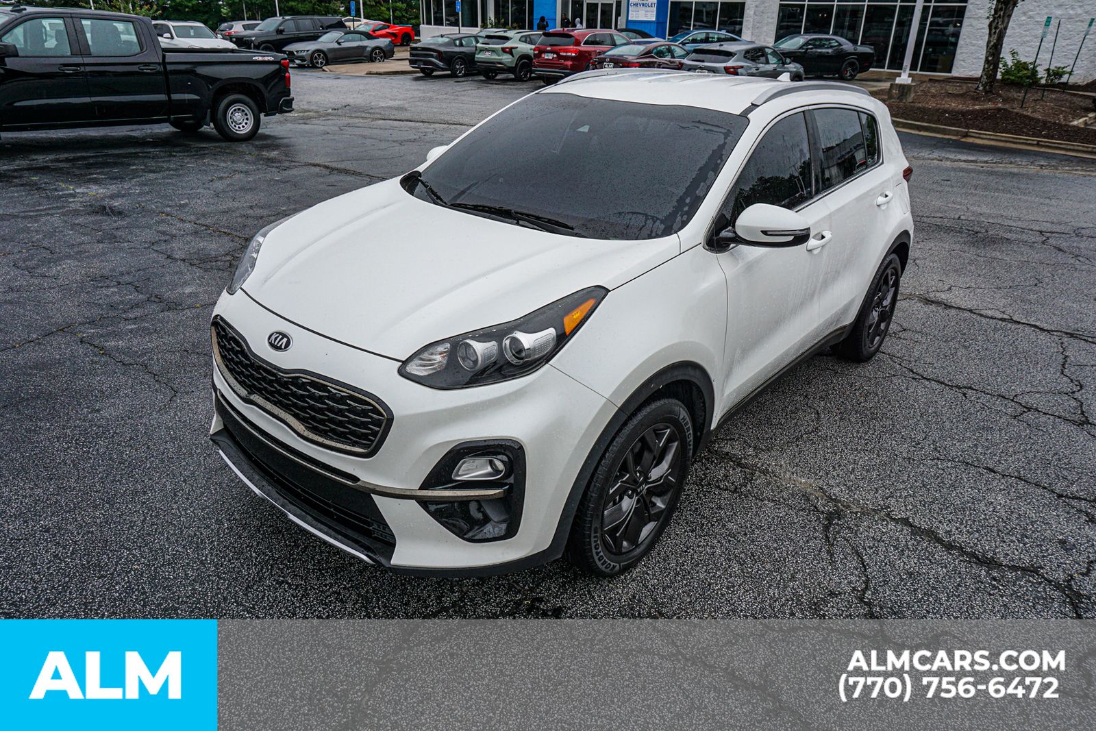 Used 2021 White Kia S image 18