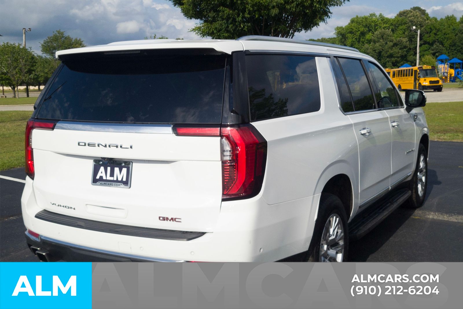 Used 2025 Summit White GMC Denali image 6
