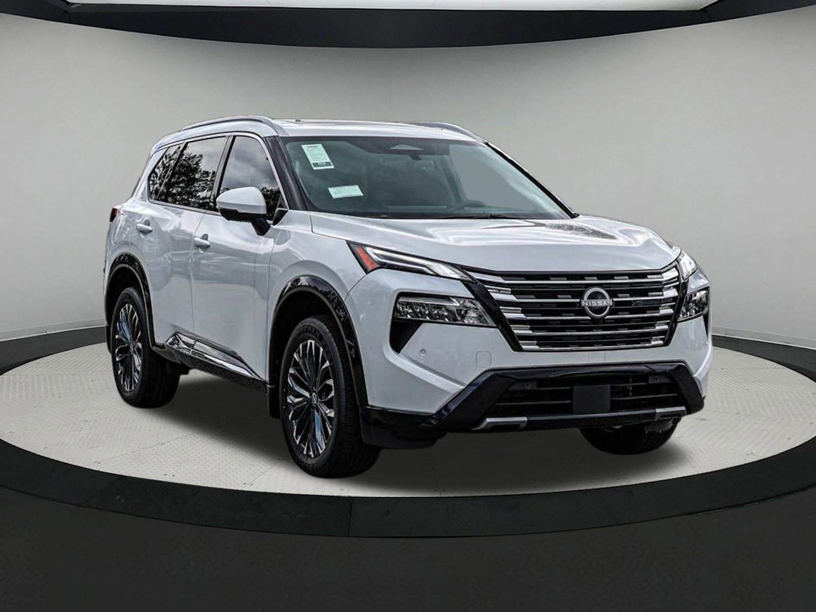 2025 Nissan Rogue Platinum photo 3