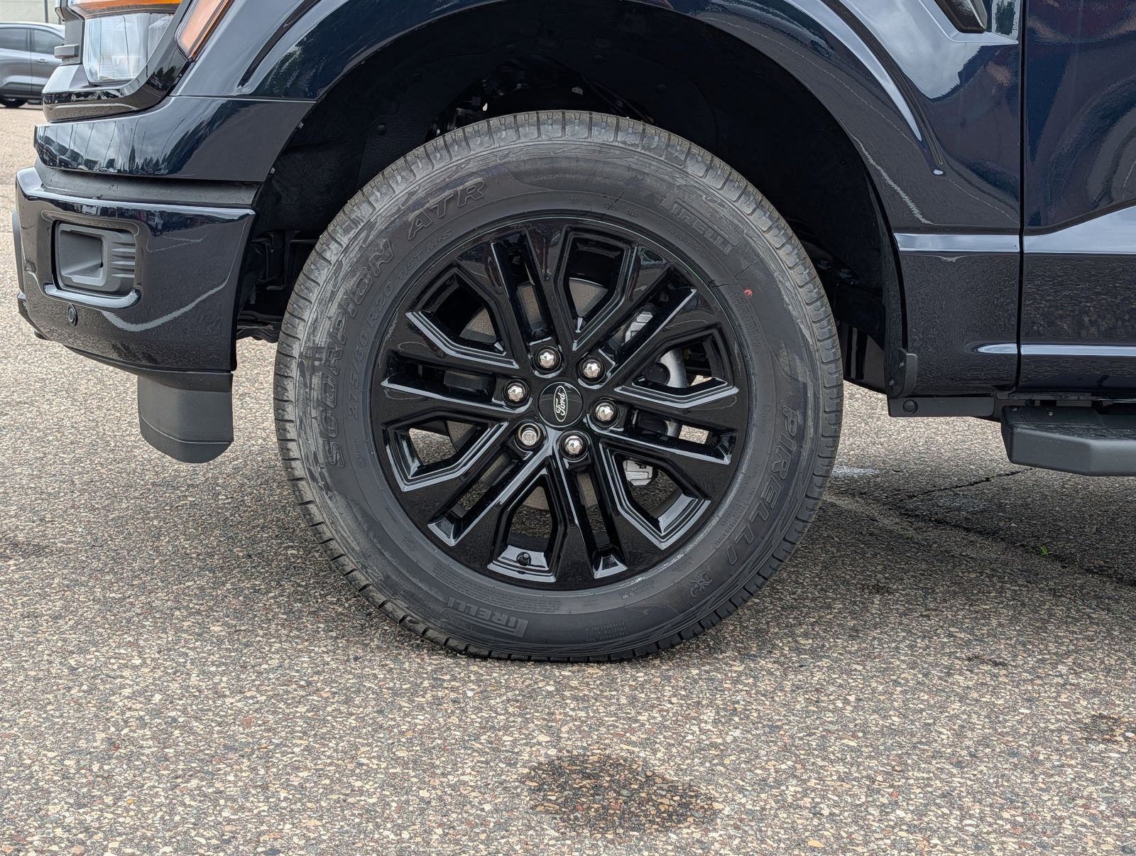 View vehicle photo 6