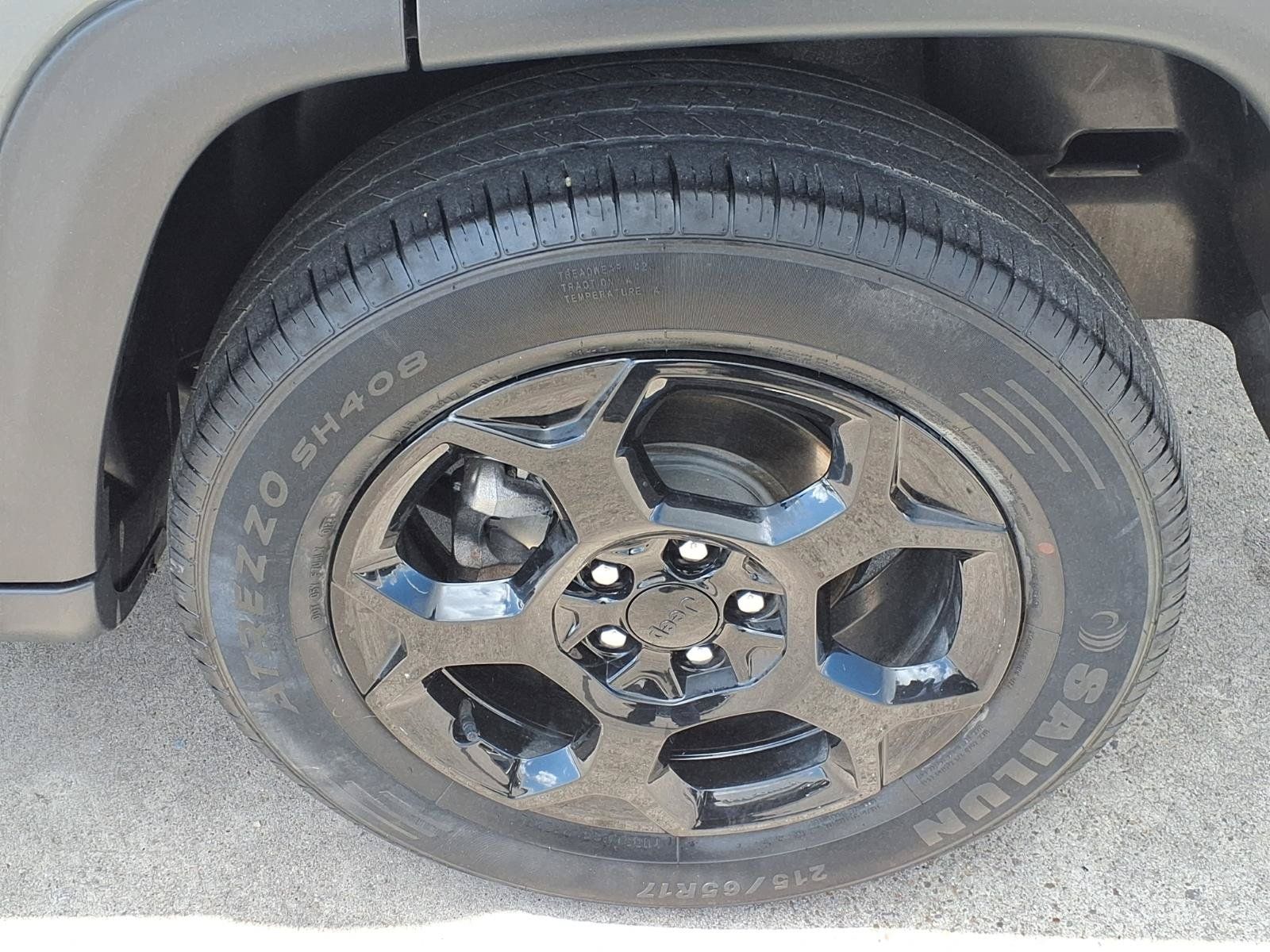 2023 Jeep Compass Trailhawk Gray at Wharton Ford