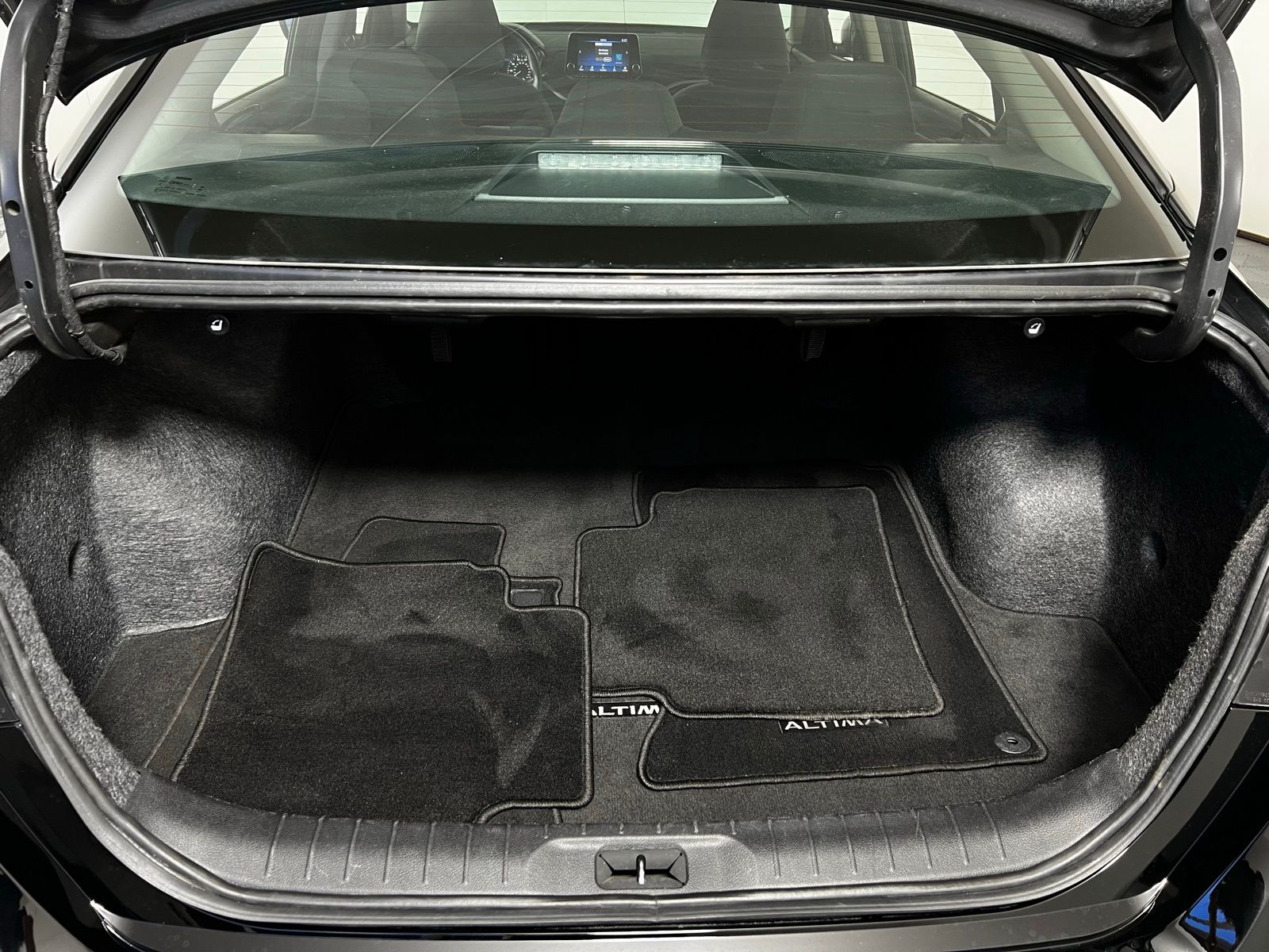 Thumbnail: 2024 Nissan Altima - 22