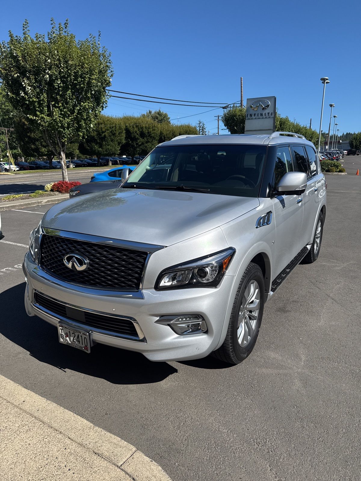 2017 INFINITI QX80 Base
