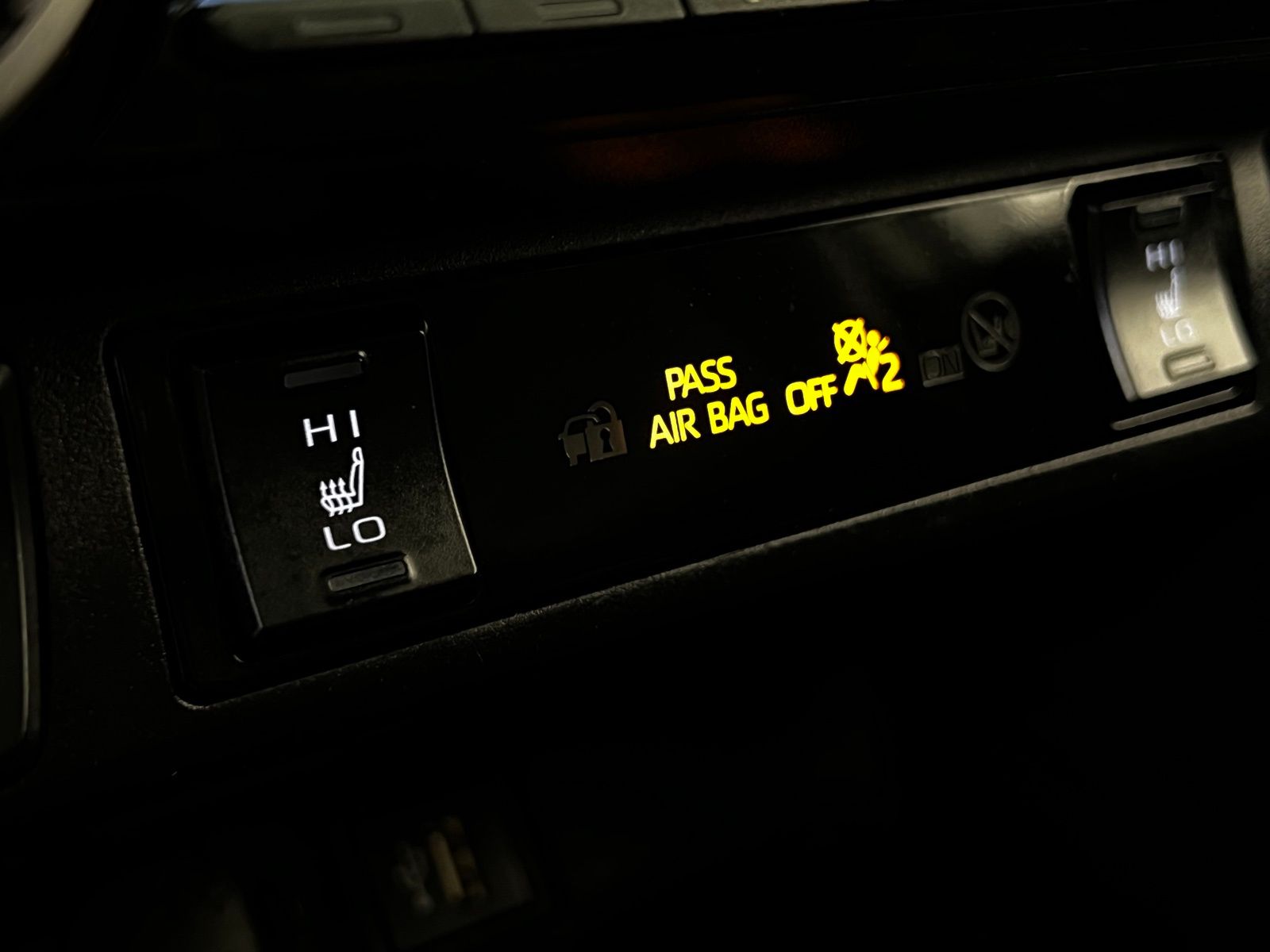 Thumbnail: 2024 Toyota RAV4 - 21