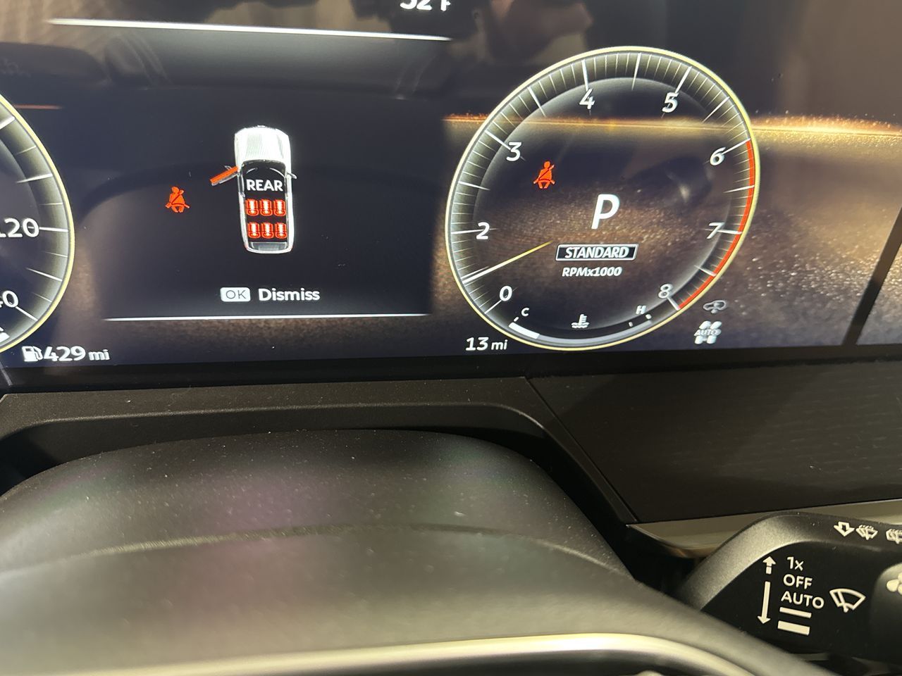 2025 Infiniti QX80 Sensory photo 17