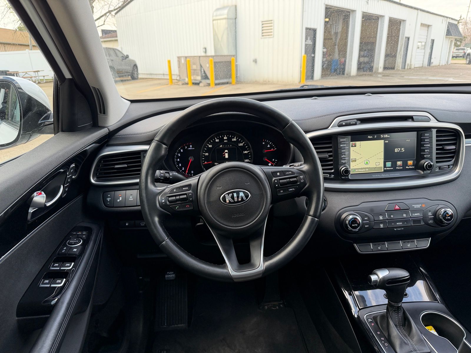 View vehicle photo 2