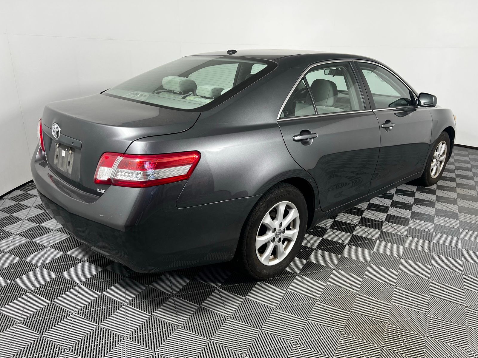 Thumbnail: 2011 Toyota Camry - 5
