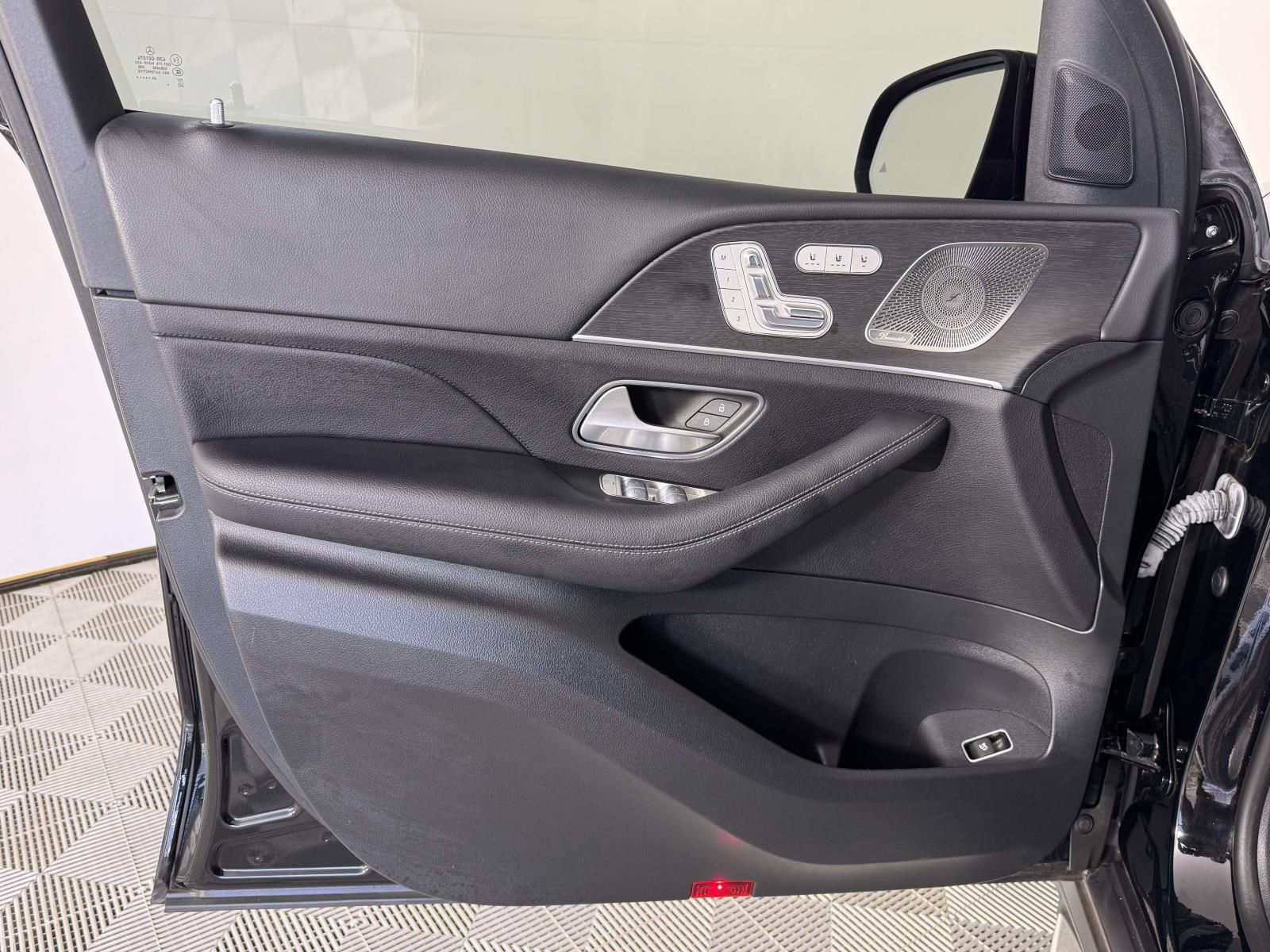 Used 2024 Black Mercedes-Benz GLS 450 image 24