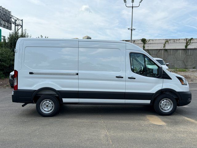 New 2026 Oxford White Ford Base image 7