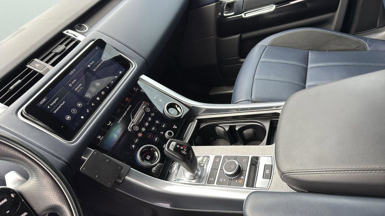 Used Car 2021 Land Rover Range Rover Sport  Hse Dynamic For Sale Under $40,000 In Austin, Texas