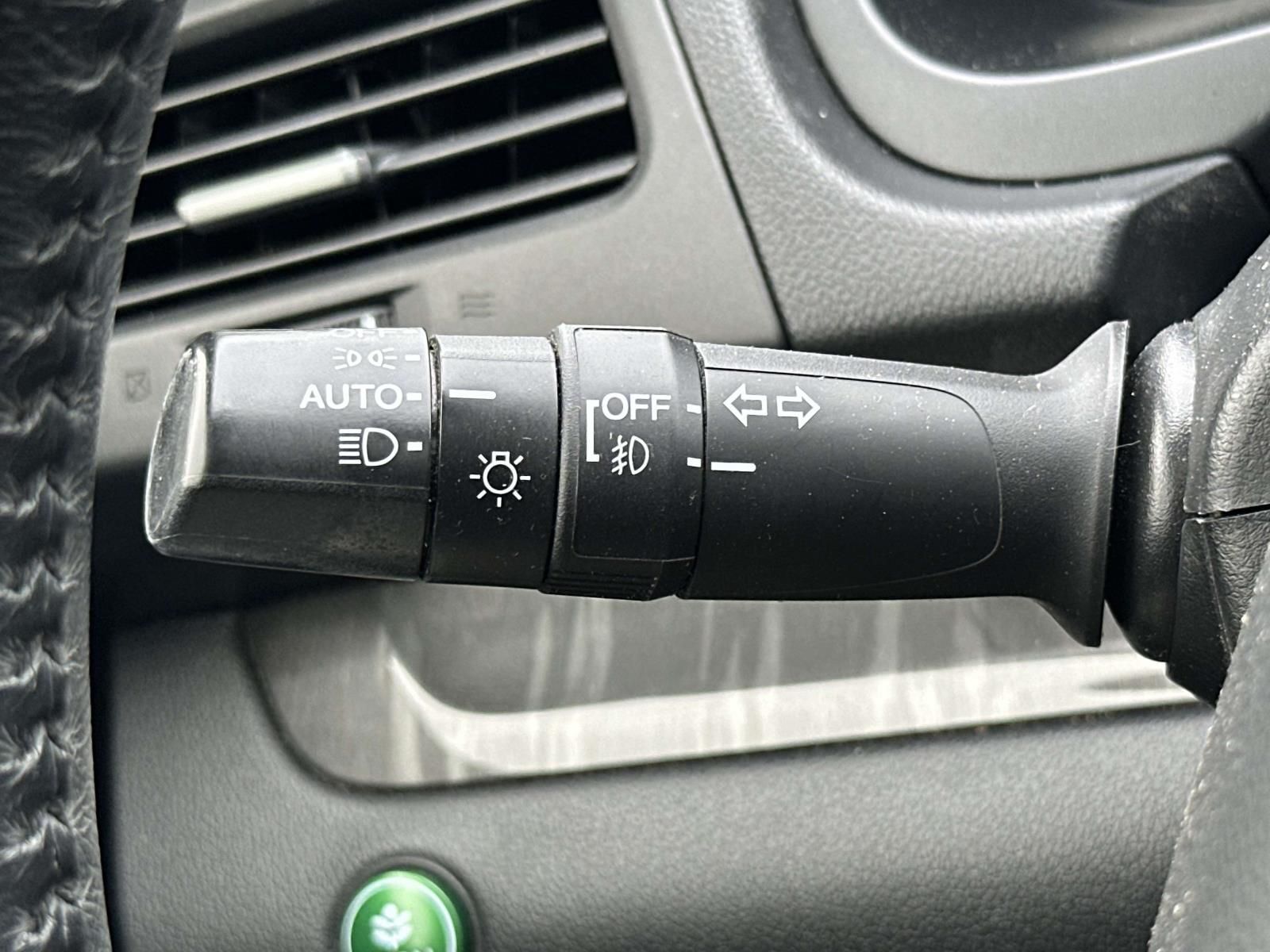 Used 2012  Honda EX-L image 31