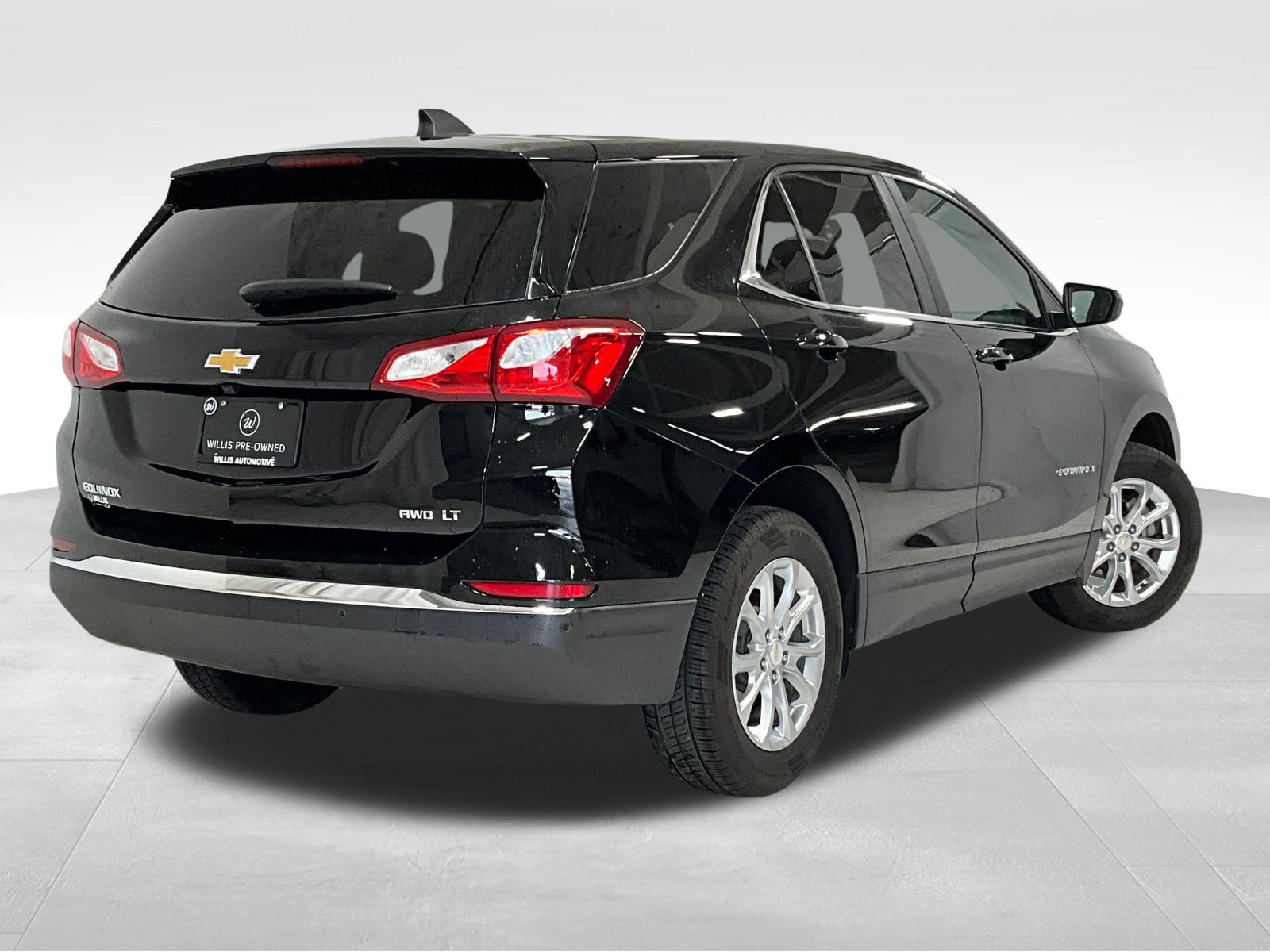 View vehicle photo 5