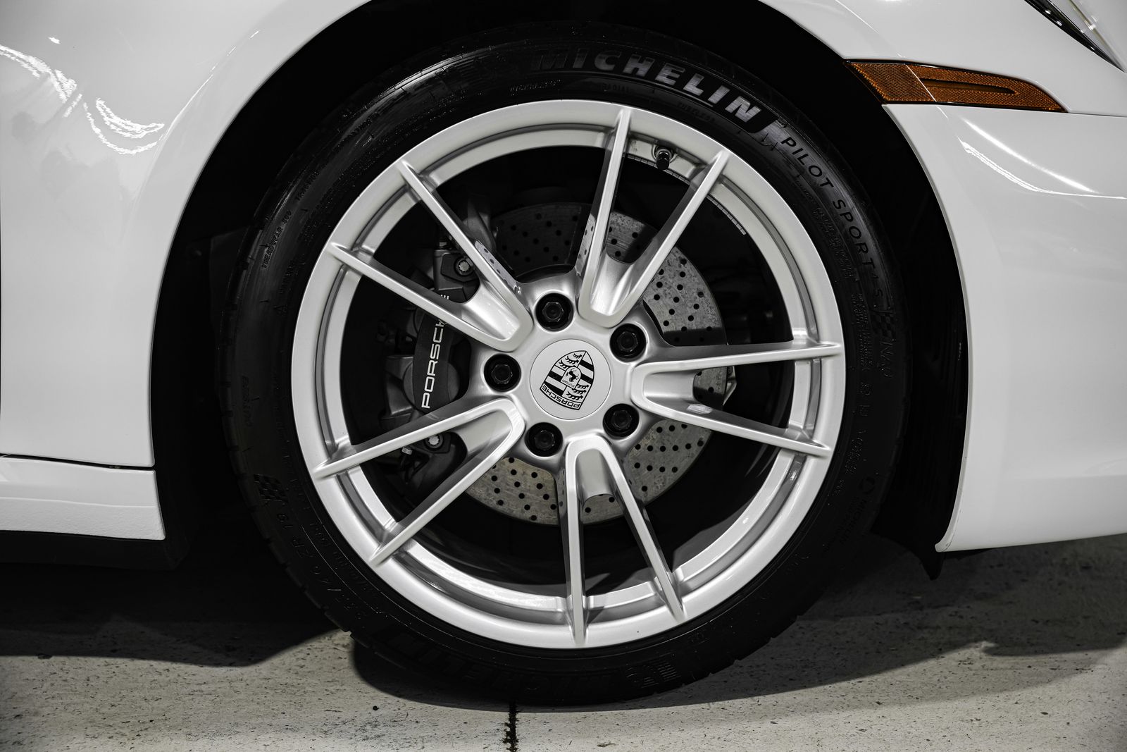 2023 Porsche 911 Carrera — photo 48