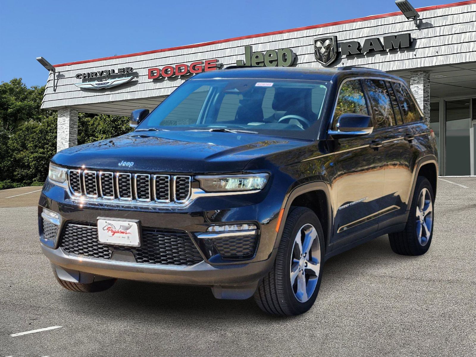 2023 Jeep Grand Cherokee Base 4xe 2