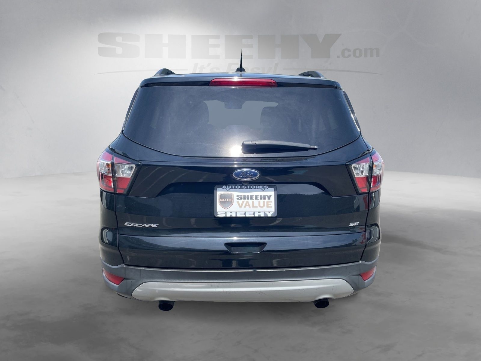 Certified Used 2018 Shadow Black Ford SE image 5