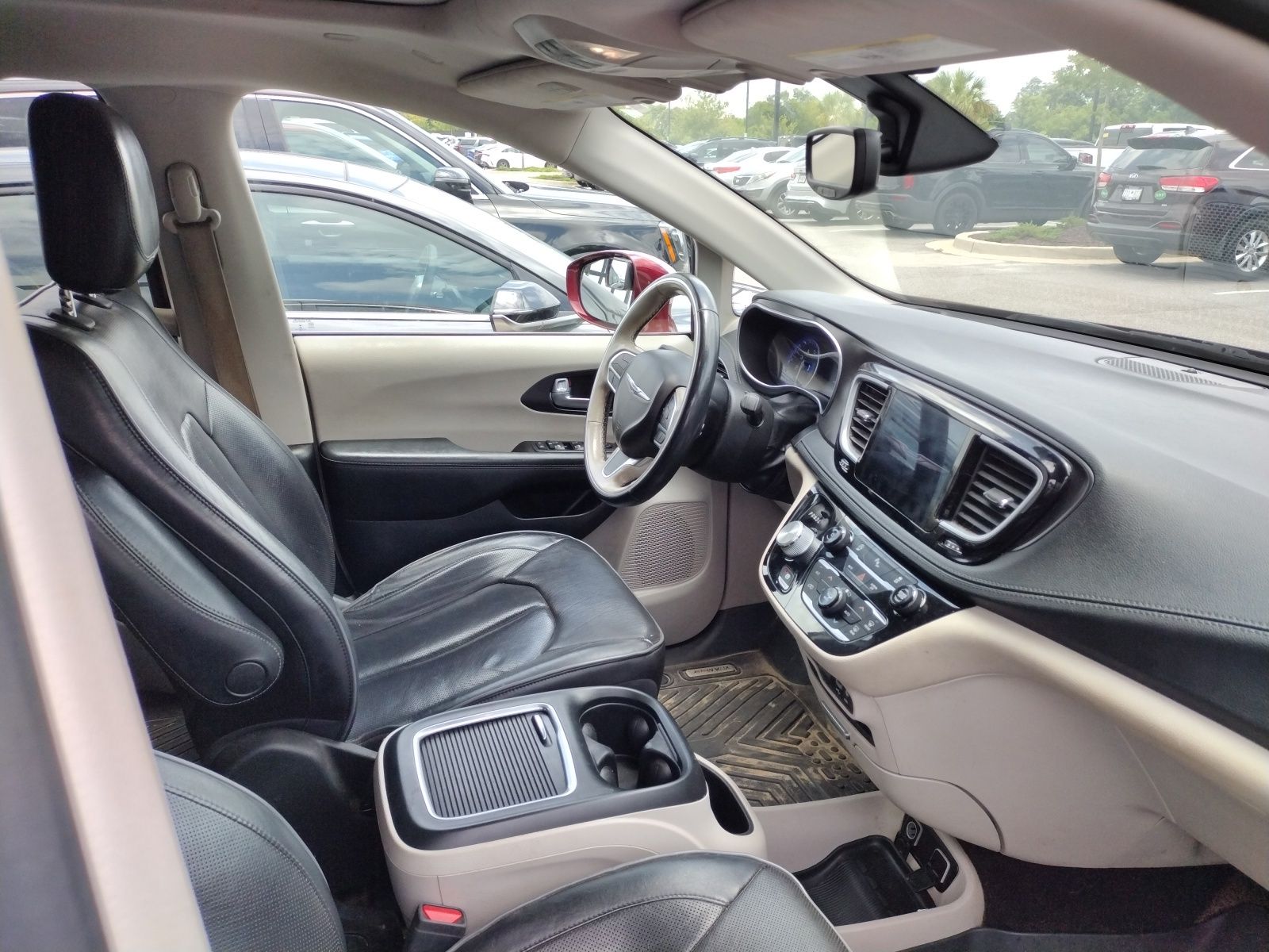 Used 2020 Chrysler Pacifica Van