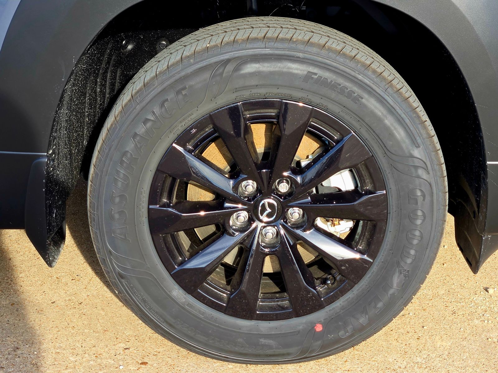 View vehicle photo 7